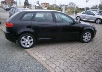 Audi A3 2.0TDi Digi klima nafta manuál 103 kw - 7