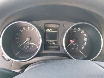 Škoda Yeti 2.0 TDI 81kW 227000 km, r.v.2012 - 7