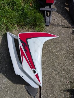 Tlumiče R1 2007-08 + dily - 7