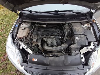 Focus 1.6 i 74kw rok 2011 - 7