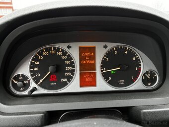 Mercedes Benz B150 - 7