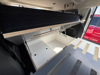 Obytná vestavba Toyota ProAce Verso L2 - 7