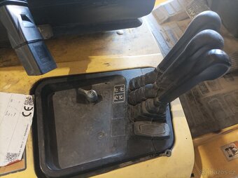 Vysokozdvižný vozík Hyster 2 .5 - 7