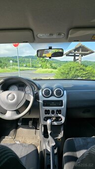 Dacia Sandero 1.2i 16V 55kw klima - 7