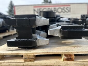 Demoliční nůžky Hardy 1320kg pro 13-18t bagr - 7