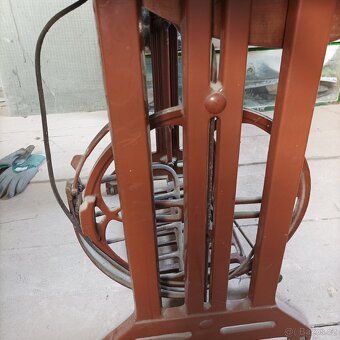 ŠICÍ STROJ MINERVA - 7