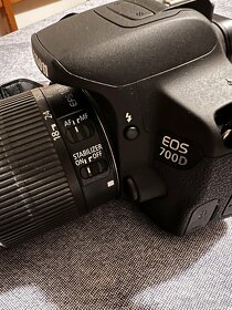 Canon EOS 700D - 7