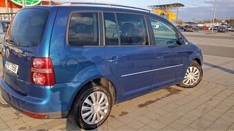 VW Touran 125kw 7 míst - 7