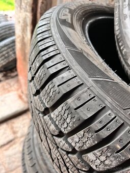 215/60 R17C DUNLOP - zimní pneu - 2.Ks - 7