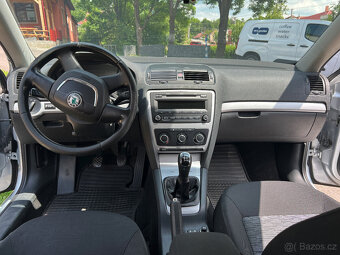 Škoda Octavia 2 FL Combi 2012 2.0 TDI 103 kW - 7
