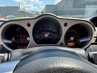 Nissan 350z EU verze. 206kw - 7
