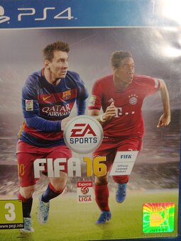 Prodám PlayStation 4 Slim 500gb - 7
