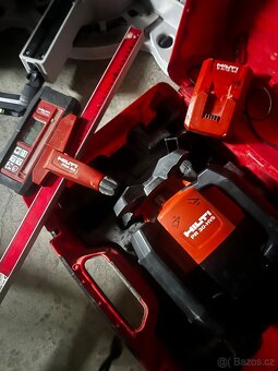 Hilti PR30 HVS-A12 v kompletu s latí stativem a po kalibraci - 7
