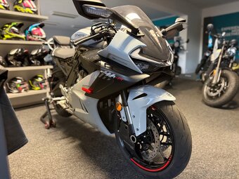 CF MOTO 675 SR-R - 7