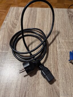 Monitor BenQ 22" Full HD – TOP stav + HDMI redukce - 7