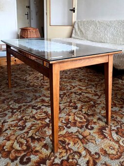 Nábytek a vybavení z 60. a 70. let - 7