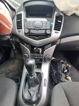 Chevrolet cruze - 7