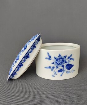 Krásná porcelánová doza na cukroví nebo šperkovnice Hutschen - 7