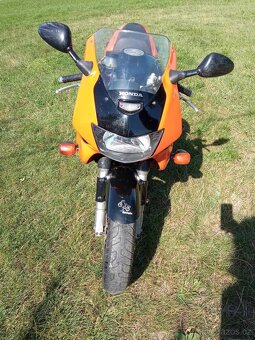 Honda VTR Firestorm 1000 - 7