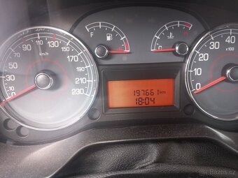 FIAT GRANDE PUNTO 1.4 16V 2009 - 7