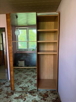 Šatní skříň s dopravou po Praze zdarma - 7