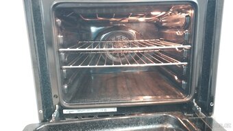 Vestavná elektrická  trouba Candy,horkovzduch,gril - 7