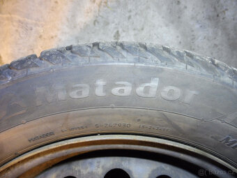 Prodám 4 orig.15"plech.kola + zim.pneu.O.MERIVA185/60/15 - 7