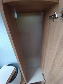 Vysoká skříňka Lara ořech - 7