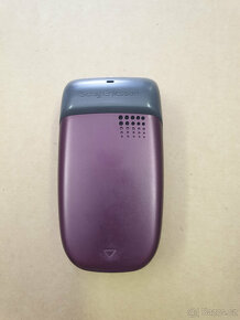 Sony-Ericsson Z300i - 7