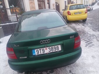 Audi A4 B5 2.4 - 7