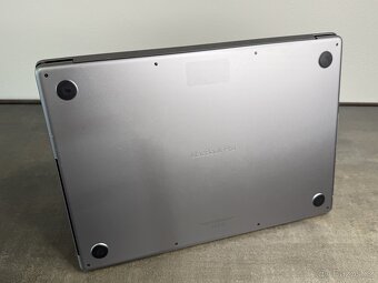 MacBook Pro 16'' 2021 / M1 Pro / 16GB / 512GB SSD - DPH - 7