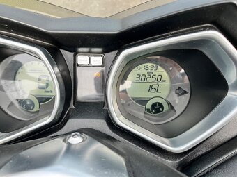 Yamaha Xmax 125 Iron max - 7