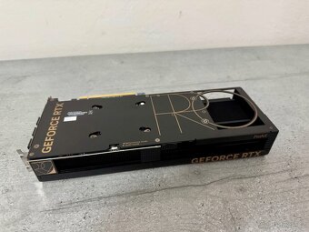 RTX 4080 SUPER PROART A RTX 4070 SUPER PROART - 7
