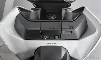 BMW CE 04 - 7