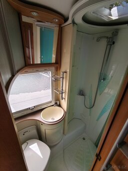 Obytné auto Chausson - 7