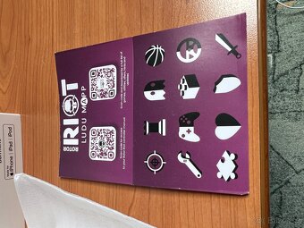 Rotor Riot ovládač na iPhone limitovana edice SHELL - 7