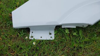 Mercedes Sprinter –  Blatník LP - 7