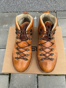 Vasky Highland Caramel | vel. 45 - 7