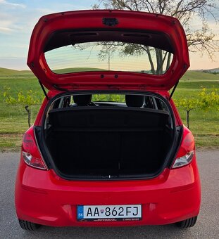 Hyundai i20 1.25 16V 62KW/84PS R.V.08/2012 - 7