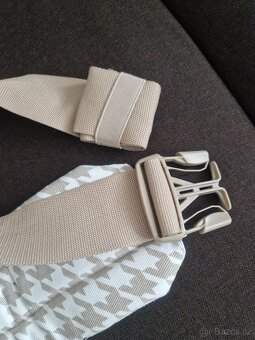 Nové, nenošené nosítko pro miminko Mini Mii - 7