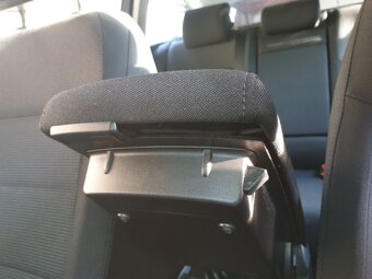 Volkswagen Passat kombi 2.0 TDI DSG Bi-XEN NAVI,Taž.zařízení - 7