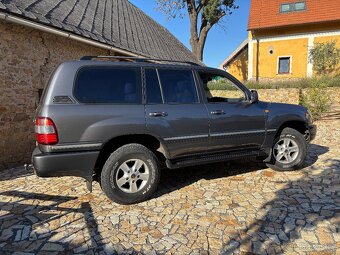 Toyota LandCruiser HDJ100 4,2 - 7