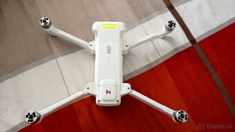 Prodám 2drony FIMI x8 SE 2022, a FIMI x8 Tele Max za - - 7