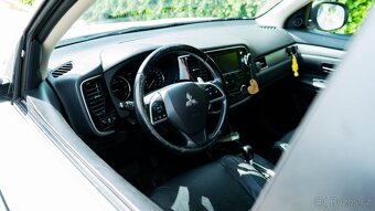 Mitsubishi Outlander 2.2 DI-D Instyle A/T - 7