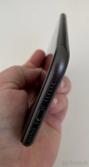 Iphone 11 64 GB černý - 7