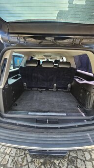 Cadillac Escalade ESV - 7