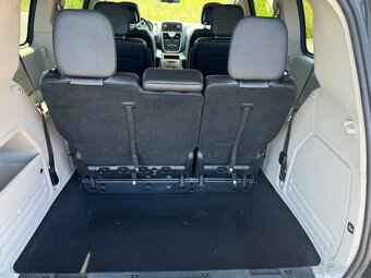 Chrysler Lancia Voyager Gold 3.6 RT EU 2012 - 7