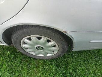 Seat Toledo 1.9tdi 81kw r.2008 - 7
