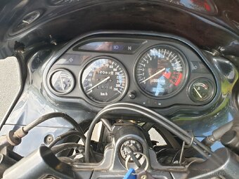 Kawasaki ZZR 600 - 7
