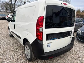 Opel Combo 1.3 CDTI 66 kW r.v.2016 - 7